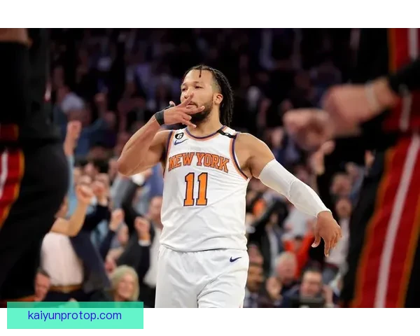 布伦森尼克斯生涯第100次单场30+仅打279场创队史最快纪录