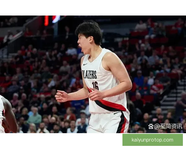 开拓者迎战快船杨瀚森能否出场小卡力争三连胜
